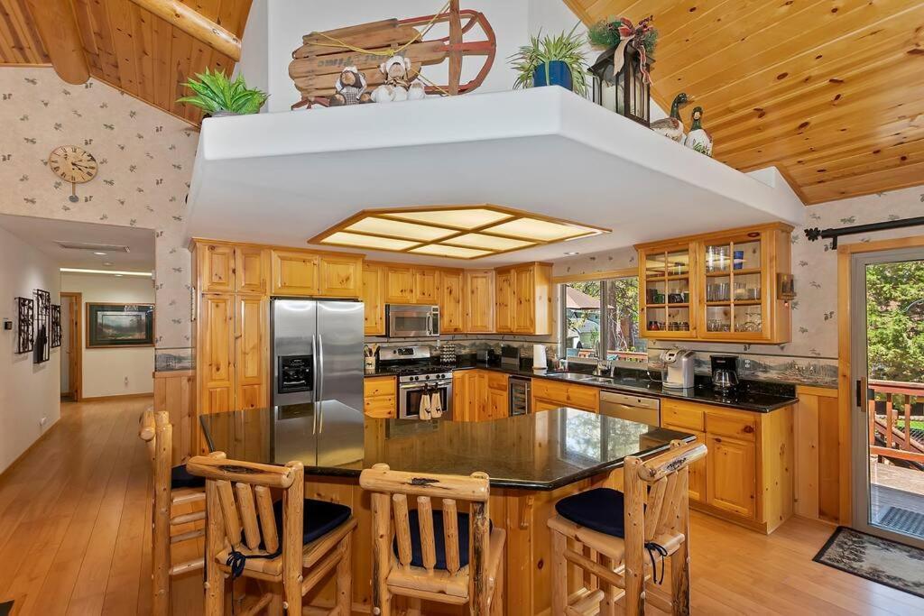הוילה ביג בר לייק Teakwood - 3-Br Spa, Fire Pit, Quiet, Ac, Centrally Located מראה חיצוני תמונה
