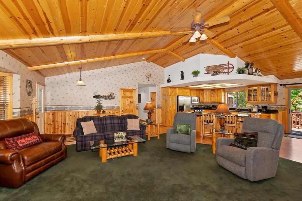 הוילה ביג בר לייק Teakwood - 3-Br Spa, Fire Pit, Quiet, Ac, Centrally Located מראה חיצוני תמונה